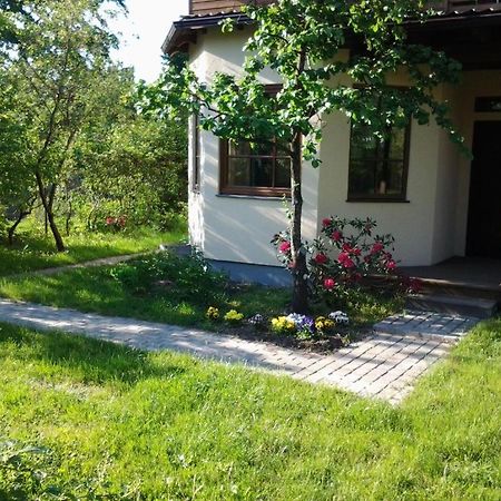 Boutigue City House With Terrace And Garden Free Parking Riga Dış mekan fotoğraf